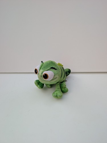 Pascal disney rapunzel tangled - pascal,