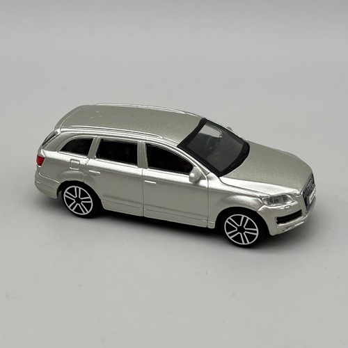 Bburago audi diecast model - q7,