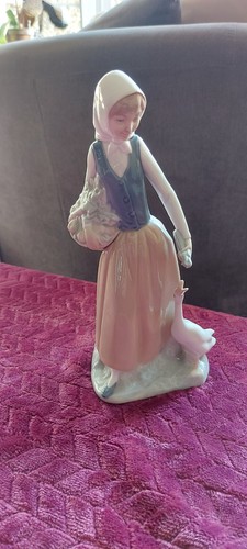 Nao lladro porcelain figure - nao, by