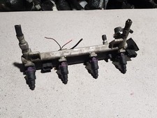 Vauxhall Calibra 2.0 Petrol Injector Rail Complete With Injectors 90411551