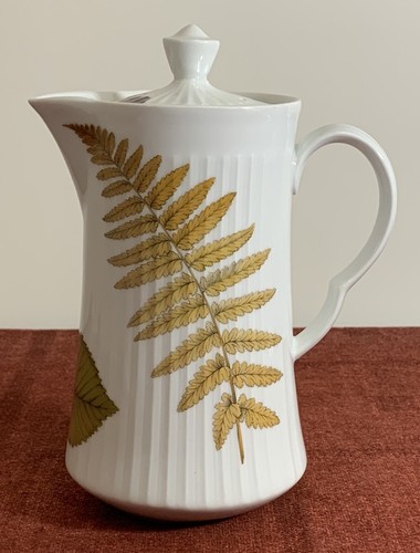 Royal worcester wild harvest - royal,