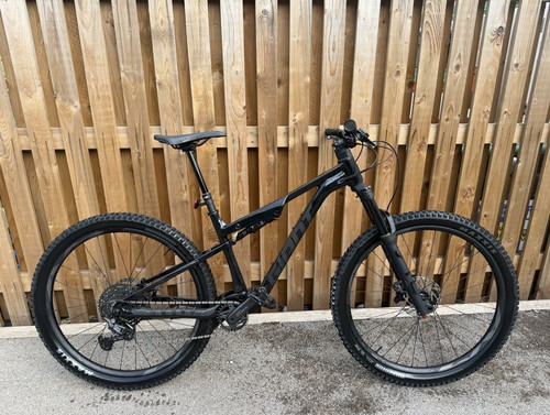 Giant stance mountain bike - mountain,
