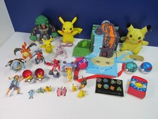 POKEMON bundle ACTION FIGURE PLAYSET TOY LOT NINTENDO pikachu charizard ash