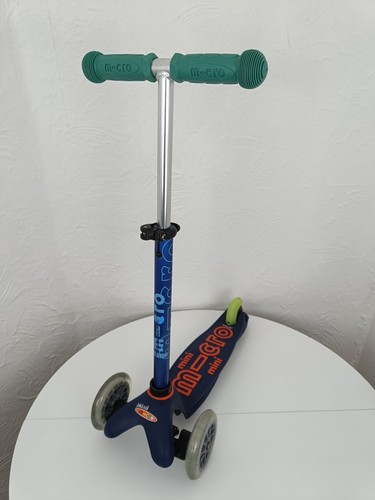 Mini micro deluxe scooter used - deluxe,