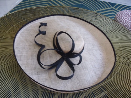 Huge wide cream - cream, black