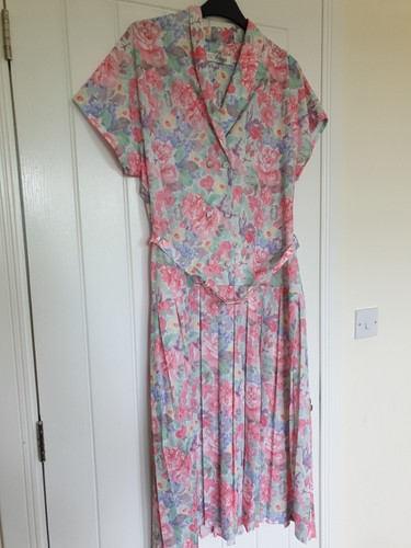 Classics debenhams floral - debenhams,