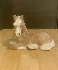 Szeiler Studio Pottery Horse Figurine Hand Painted 11 Cm High X 15 cm Wide
