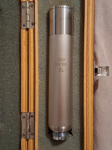 Neumann sad 101 - sad,