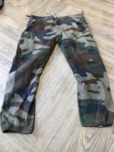 Levi premium green woodland - premium,
