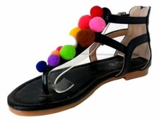 CLEARANCE KELSI WOMENS POM POM