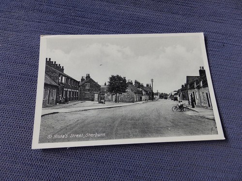Postcard hilda street - postcard, st