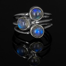 Gorgeous 925 Sterling Silver Ladies Moonstone Gemstone Designer Ring Multi Stone
