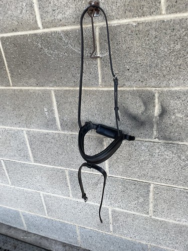 Black leather crank cavesson - leather,