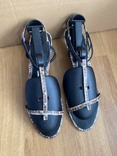 NINE WEST LADIES GREY ANIMAL