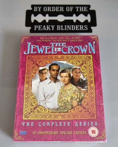 The jewel crown - in,