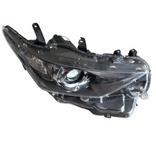 TOYOTA AURIS DRIVER SIDE HEADLIGHT 15-19 GENUINE 