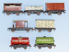 SEVEN (7) VINTAGE HORNBY DUBLO