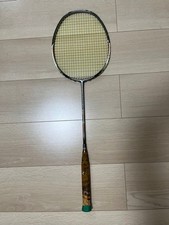 Yonex badminton racket