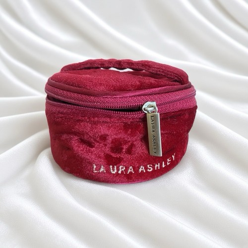 Laura ashley round velvet - laura,