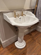 Reclaimed BC Sanitan Belgravia 3-hole Bathroom Basin on Pedestal - taps included