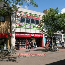 PHOTO  CAMBRIDGE ENTERTAINMENT