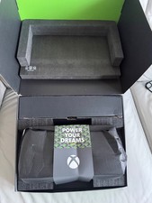 Microsoft Xbox Series X 1TB  -