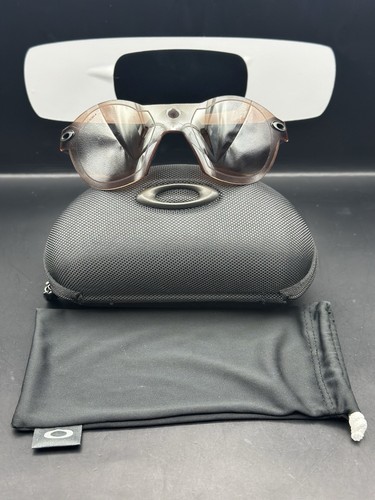 Oakley subzero matte - re:subzero,