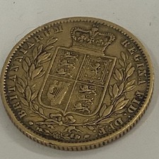 1862  young Victoria badge 22