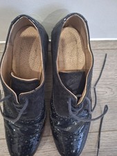 Ladies Lace Up Size 5 Navy