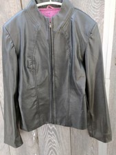 Black faux leather - black, tailored