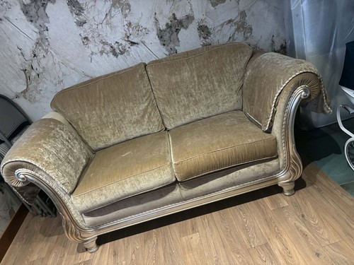 Gascoigne designs seater - 2,