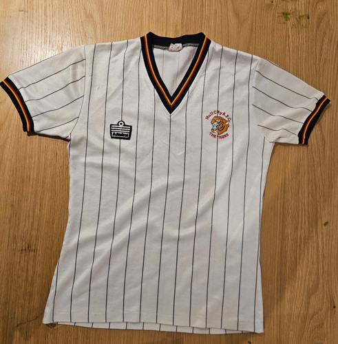 Hull city 1982 - hull, 1982-83