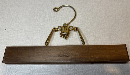 The setwell wood hanger - setwell,