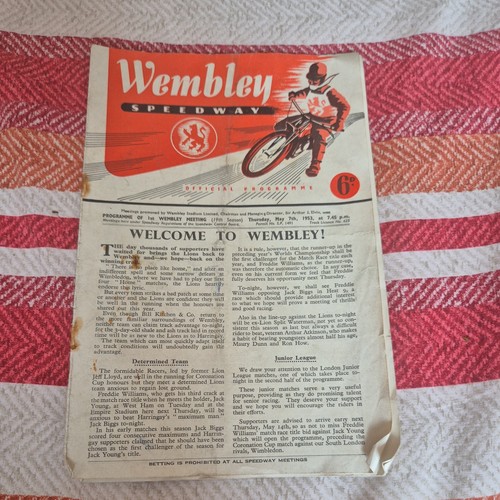 Wembley wimbledon speedway - wembley, v