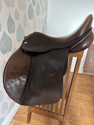 Farrington henley vsd saddle - farrington,