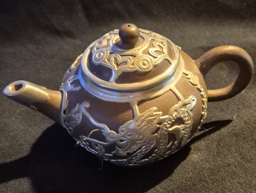 Chinese yixing zisha teapot - yixing,