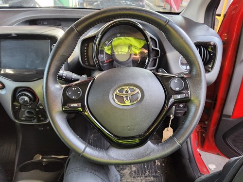 Steering wheel toyota - toyota, aygo