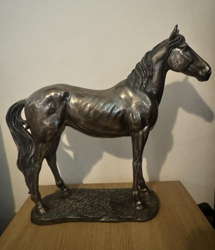 Bronze effect horse statue - bronze,