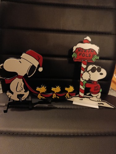 Snoopy woodstock and - snoopy,