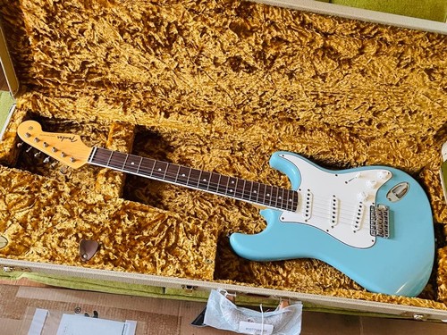 Eric johnson fender - johnson,