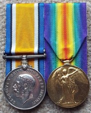 WW1 MEDAL PAIR TO THE WORCESTER REGIMENT