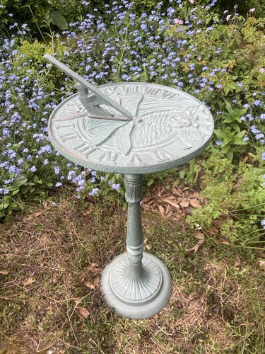 Metal cast iron dragonfly - iron,