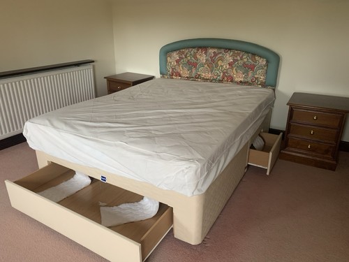 Slumberland king size divan - size,
