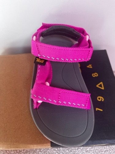 Teva hurricane speck - teva,