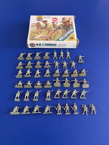 Airfix toy soldiers - airfix,