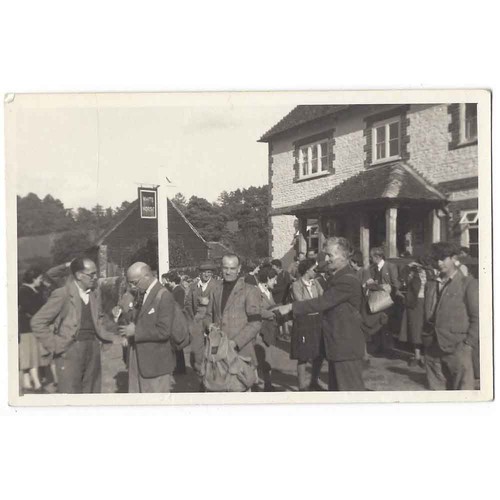 Hascombe white horse - white, pub,