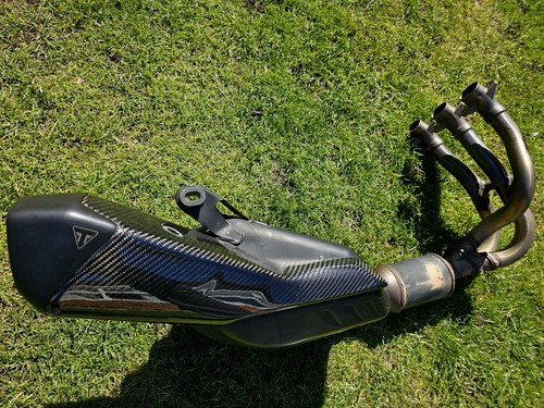 Triumph street triple 2023 oem - triumph,