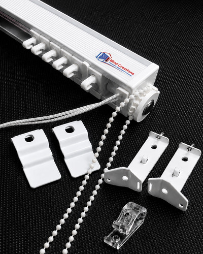 Vertical blind head rail track - vertical,