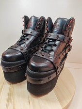 Rare YRU Qozmo Bondage Heart