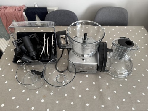Magimix 3200xl food processor - food,
